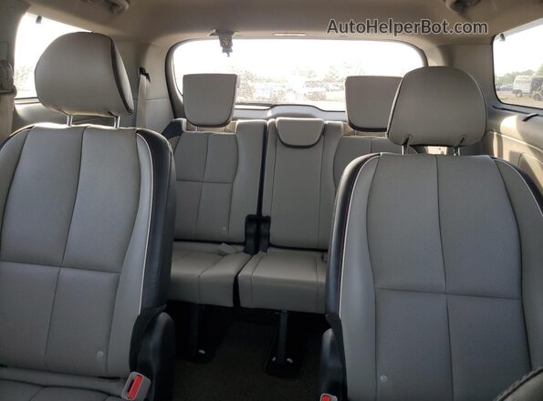 KNDMB5C17K6556531 2019 KIA SEDONA Silver უკანა სავარძლების ხედი