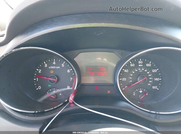 KNDMB5C18G6188321 2016 KIA SEDONA Белый Вид задних сидений
