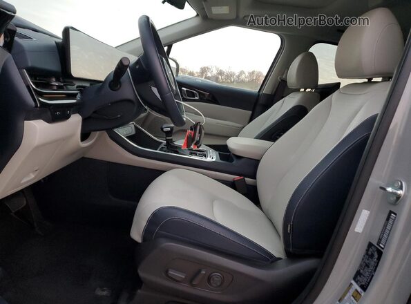 KNDNE5K38S6479473 2025 KIA CARNIVAL Серый Вид салона спереди