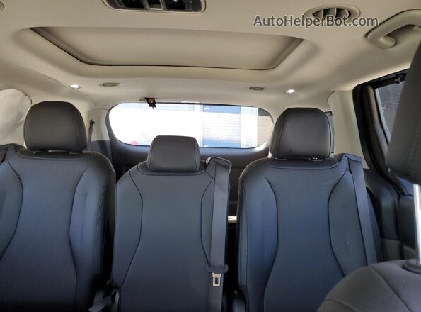 KNDNE5KA1S6069953 2025 KIA CARNIVAL Charcoal Вид задніх сидінь