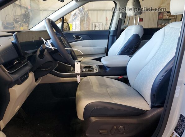 KNDNE5KA4S6061202 2025 KIA CARNIVAL Silver წინა სალონის ხედი