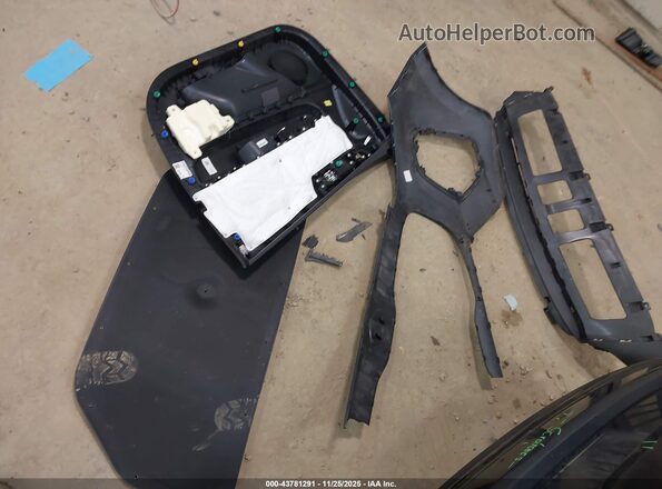 KNDP6CACXL7681383 2020 KIA SPORTAGE Dark Blue Vista del cuadro de instrumentos