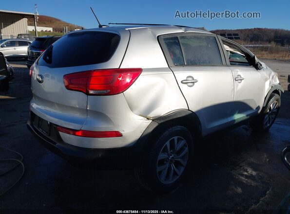 KNDPB3AC2G7811268 2016 KIA SPORTAGE Серебряный Задняя правая четверть