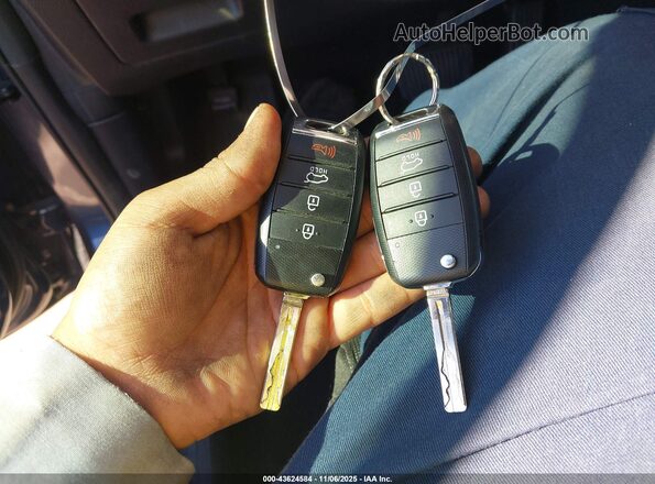 KNDPM3AC5L7759655 2020 KIA SPORTAGE Dark Blue Vista del salpicadero