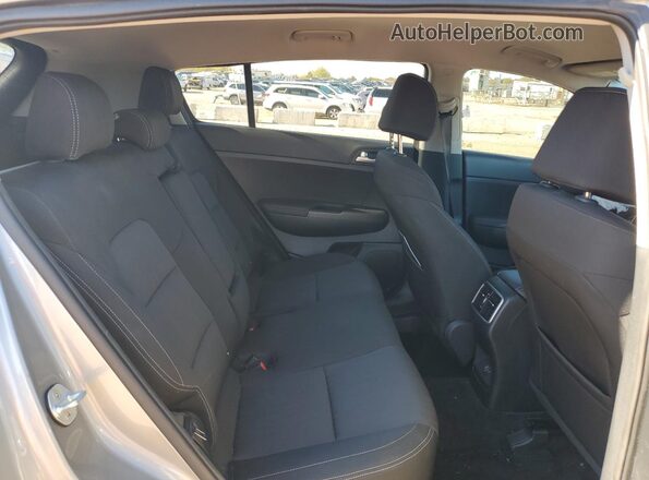 KNDPM3AC6L7776349 2020 KIA SPORTAGE Silver Вид задньої частини салону