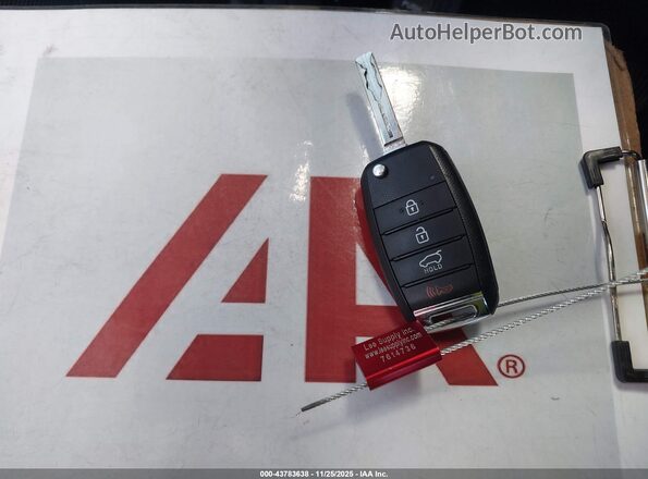 KNDPM3AC7J7310457 2018 KIA SPORTAGE Синий Вид панели приборов