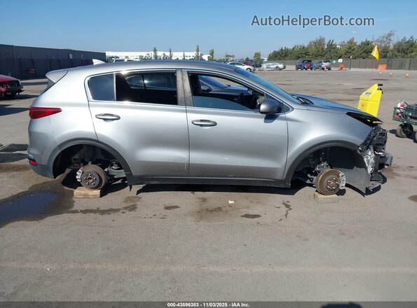 KNDPM3ACXL7834768 2020 KIA SPORTAGE Gray Rear interior view