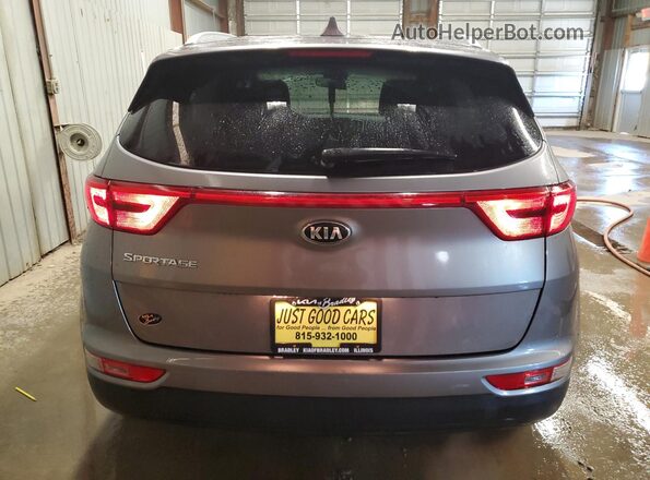 KNDPMCAC6J7378491 2018 KIA SPORTAGE Gray Rear view