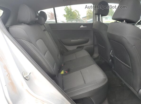 KNDPMCAC9L7692929 2020 KIA SPORTAGE Silver Vista interior trasera