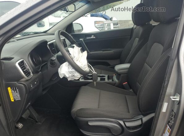 KNDPMCACXN7000440 2022 KIA SPORTAGE Gray Front interior view
