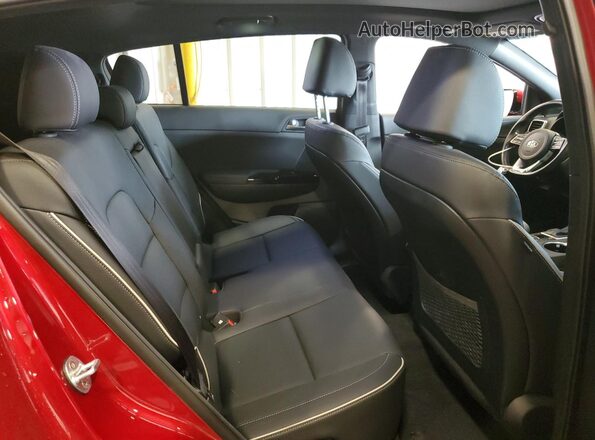 KNDPRCA68L7786053 2020 KIA SPORTAGE Red Rear seats view