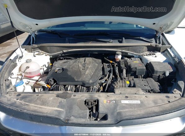 KNDPU3DF1R7269258 2024 KIA SPORTAGE Белый Вид сзади