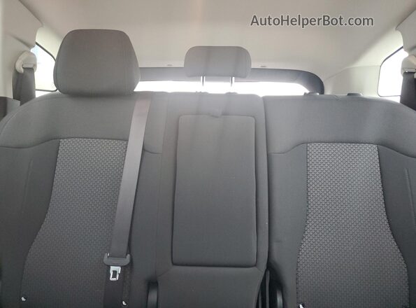 KNDPUCDF0R7230225 2024 KIA SPORTAGE Silver Rear seats view