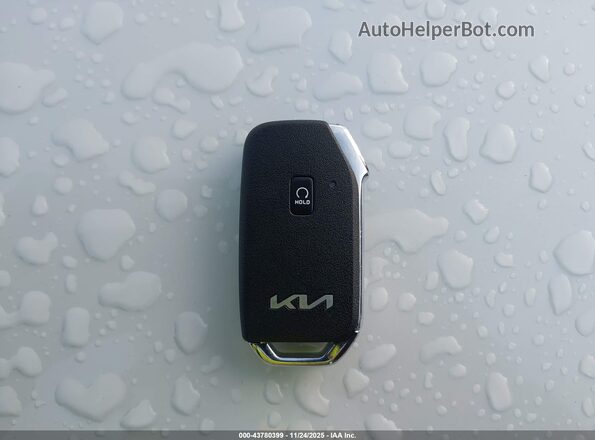 KNDPVCAG1P7091973 2023 KIA SPORTAGE HYBRID Dark Blue Vista del salpicadero