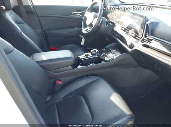 KNDPVCAG2P7102995 2023 KIA SPORTAGE HYBRID White Սալոնի դիմացի տեսք