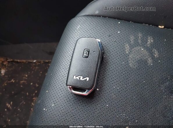 KNDPYDDHXS7205396 2025 KIA SPORTAGE PLUG-IN HYBRID Red Widok deski rozdzielczej