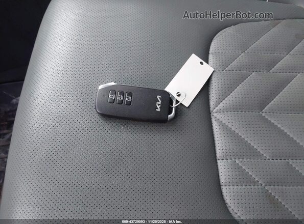 KNDPZDAH6P7088697 2023 KIA SPORTAGE PLUG-IN HYBRID Black Առջևի վահանակի տեսք