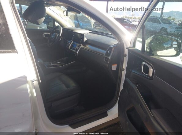KNDRH4LG2M5035468 2021 KIA SORENTO HYBRID White Widok wnętrza z przodu