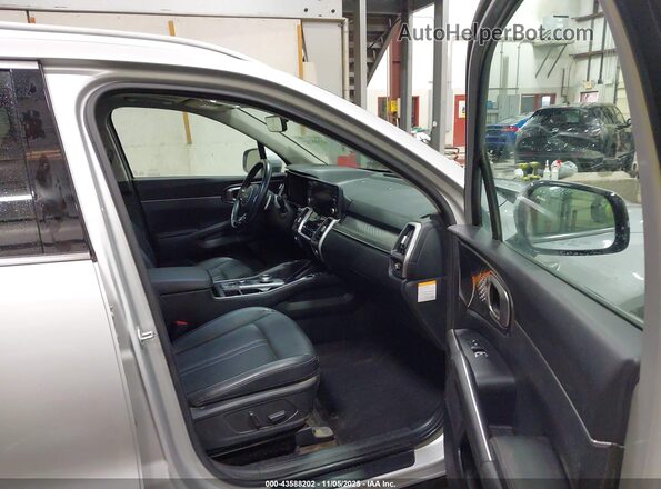 KNDRHDLG2R5247665 2024 KIA SORENTO HYBRID Silver Вид салону спереду