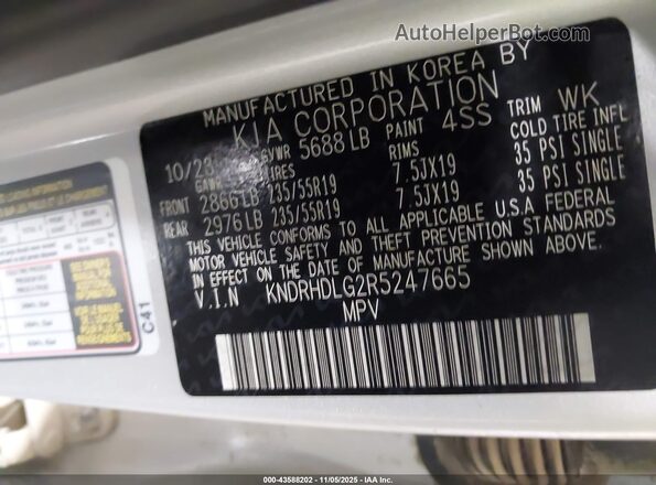 KNDRHDLG2R5247665 2024 KIA SORENTO HYBRID Silver Вид підкапотного простору