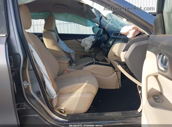KNMAT2MT3GP650485 2016 NISSAN ROGUE Silver Widok wnętrza z przodu