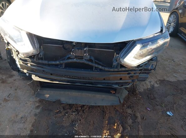 KNMAT2MT6JP614894 2018 NISSAN ROGUE Серебряный 