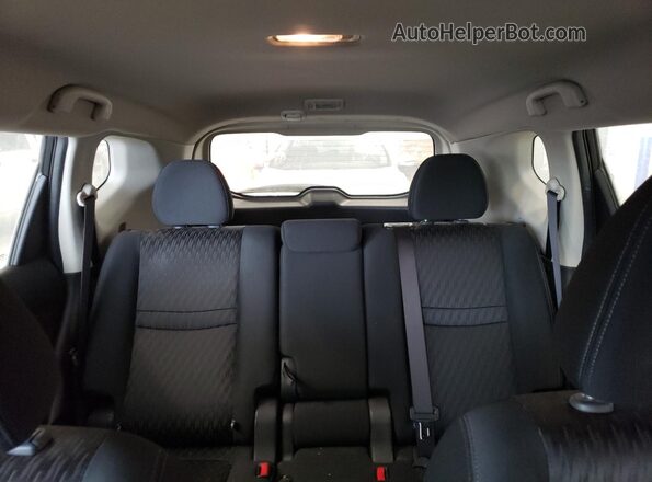 KNMAT2MV6HP541733 2017 NISSAN ROGUE Black Widok tylnych siedzeń