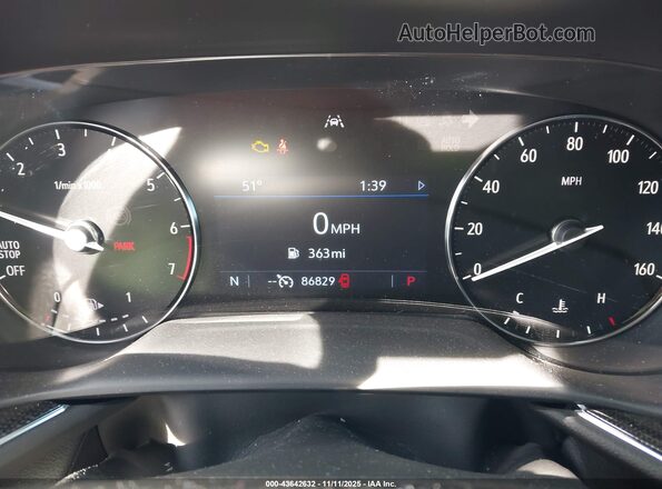 LRBAZLR40MD082794 2021 BUICK ENVISION White Vista de los asientos traseros