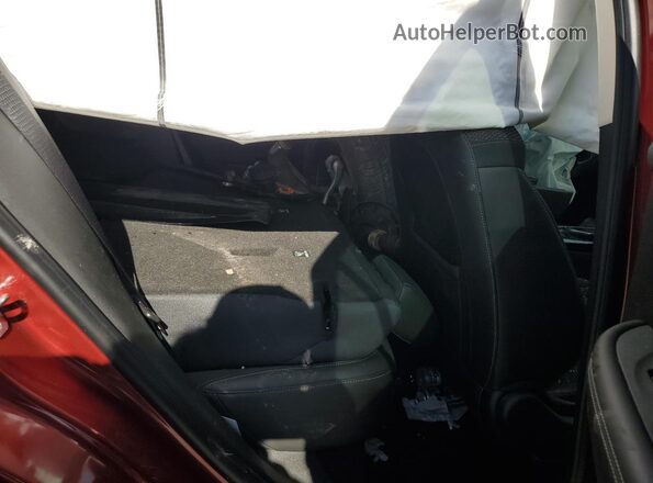 LRBAZLR43ND083116 2022 BUICK ENVISION Red Вид задньої частини салону