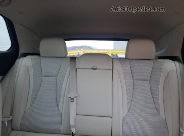 LRBAZLR47MD176218 2021 BUICK ENVISION White Widok tylnych siedzeń