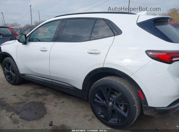 LRBAZLR48ND114165 2022 BUICK ENVISION White 