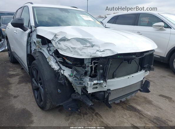 LRBAZLR48ND114165 2022 BUICK ENVISION White Front view