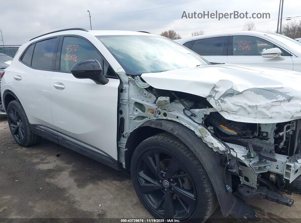 LRBAZLR48ND114165 2022 BUICK ENVISION White 360 interior view