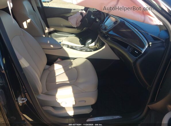 LRBFXBSA3LD211731 2020 BUICK ENVISION Черный Вид салона спереди