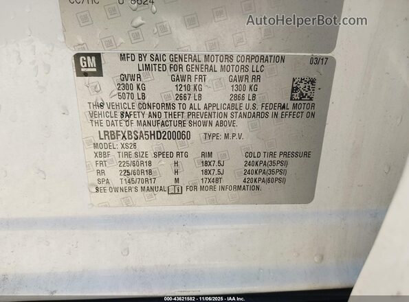 LRBFXBSA5HD200060 2017 BUICK ENVISION White ძრავის განყოფილების ხედი