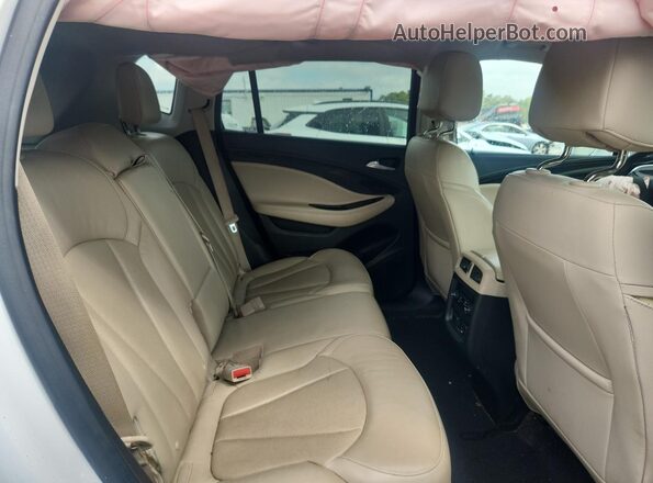 LRBFXCSA1LD033047 2020 BUICK ENVISION White Widok wnętrza z tyłu