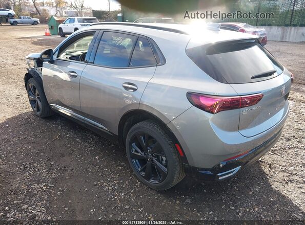 LRBFZLE45SD004066 2025 BUICK ENVISION Silver Trasero izquierdo