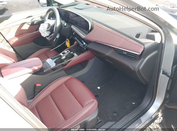 LRBFZLE45SD004066 2025 BUICK ENVISION Silver Vista interior delantera