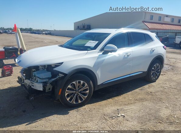 LRBFZME42RD066900 2024 BUICK ENVISION White წინა მარცხენა ხედი სამი მეოთხედიდან