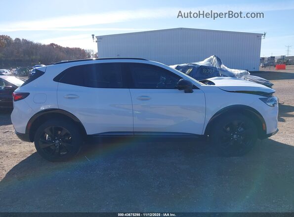 LRBFZMR47ND066895 2022 BUICK ENVISION Белый Вид задней части салона
