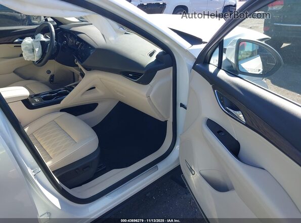 LRBFZSR4XPD073797 2023 BUICK ENVISION White Front interior view