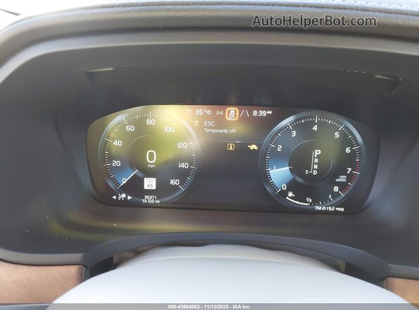 LVYA22MLXKP080991 2019 VOLVO S90 White უკანა სავარძლების ხედი