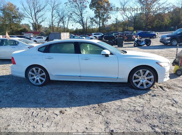 LVYA22MLXKP080991 2019 VOLVO S90 White უკანა სალონის ხედი
