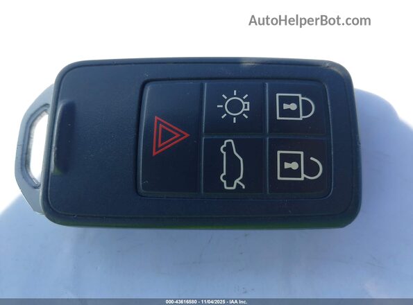 LYV402FK0GB096523 2016 VOLVO S60 INSCRIPTION Black Dashboard view