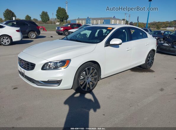 LYV402TM8JB172552 2018 VOLVO S60 INSCRIPTION White Przód lewy