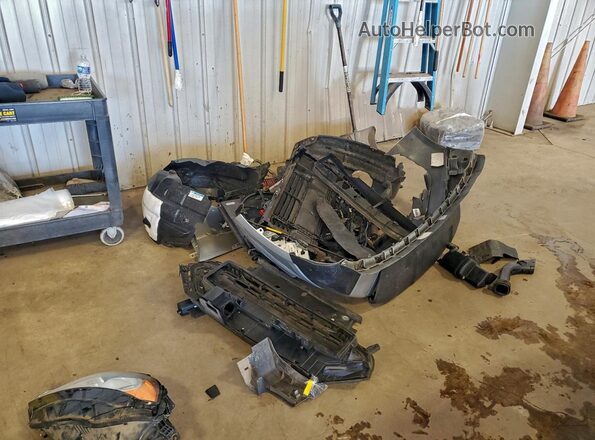 MAJ6P1UL8JC163761 2018 FORD ECOSPORT Silver 