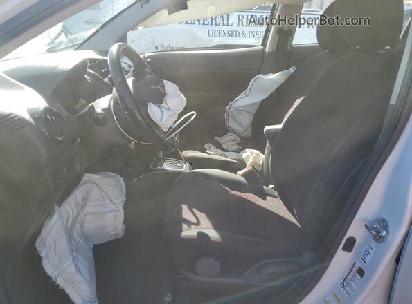 ML32AWHJ2NH002818 2022 MITSUBISHI MIRAGE White Vista interior delantera