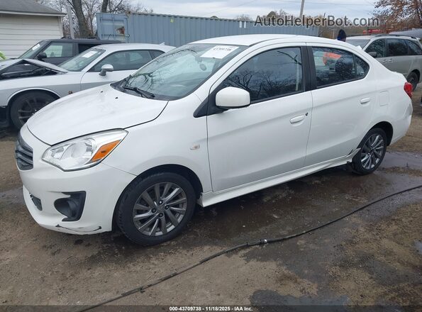 ML32F3FJ5JHF11012 2018 MITSUBISHI MIRAGE G4 White Vista tres cuartos delantera izquierda