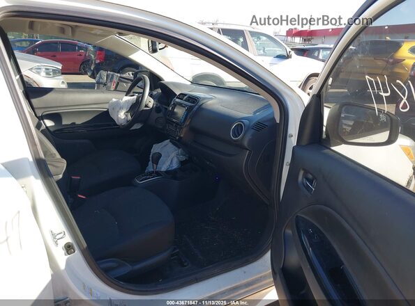 ML32F4FJ2HHF13669 2017 MITSUBISHI MIRAGE G4 Белый Вид салона спереди