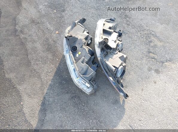 NM0LS7E71L1439404 2020 FORD TRANSIT CONNECT Белый Вид щитка приборов
